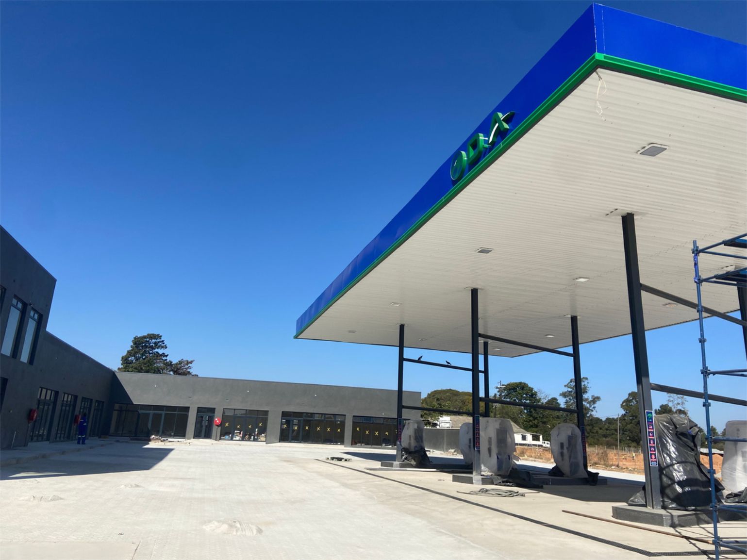 DA Garage — Marondera